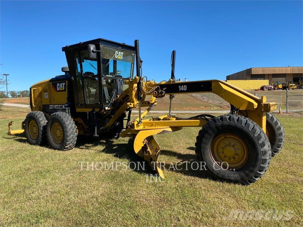 CAT 140 Grejderi