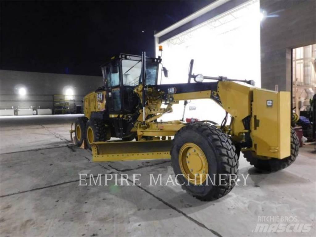 CAT 140-13 AWD Grejderi