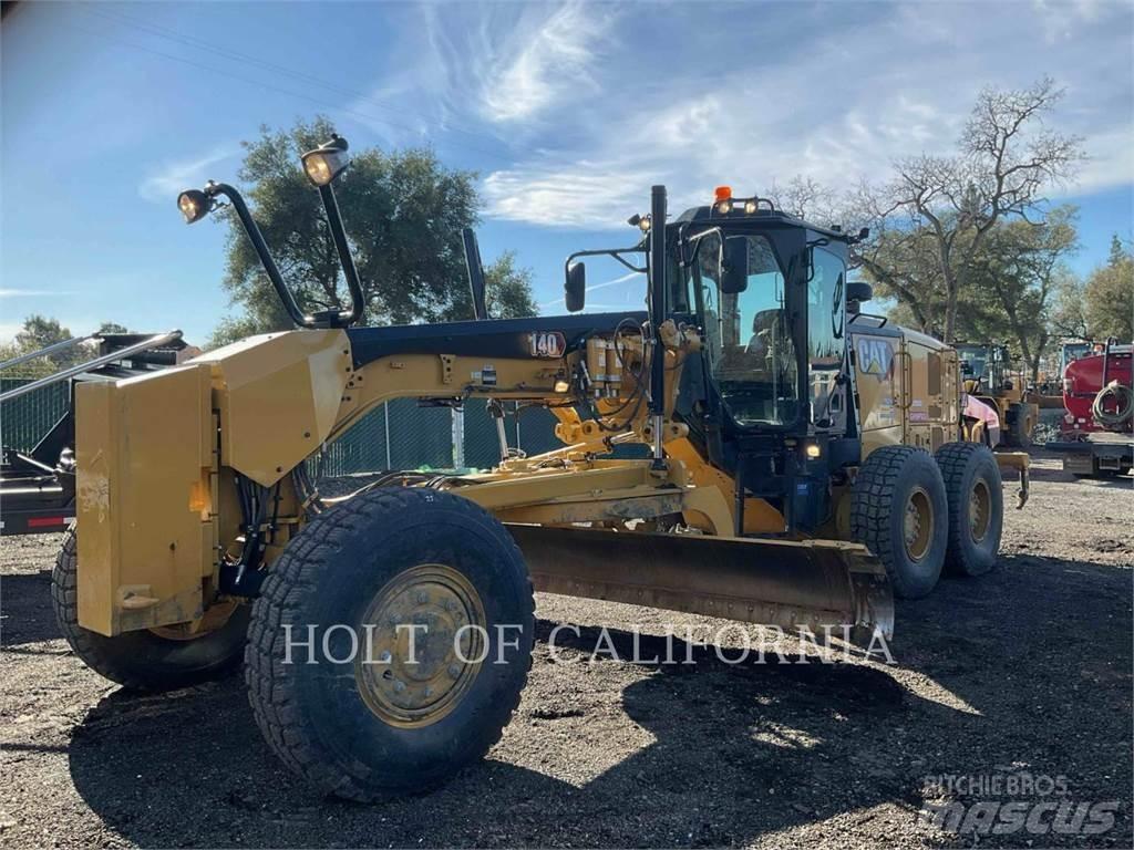 CAT 140 AWD Grejderi