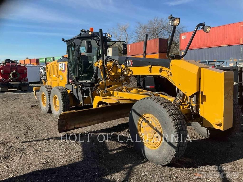CAT 140 AWD Grejderi