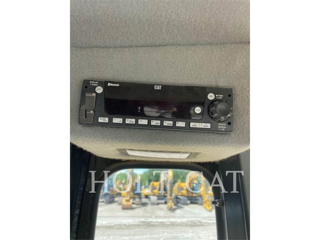 CAT 140 AWD Grejderi