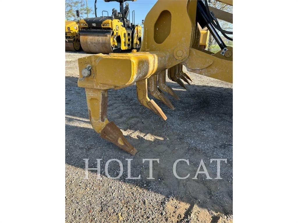 CAT 140 AWD3 Grejderi