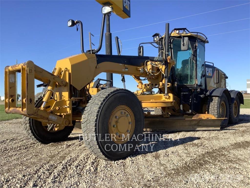 CAT 140M AWD Grejderi