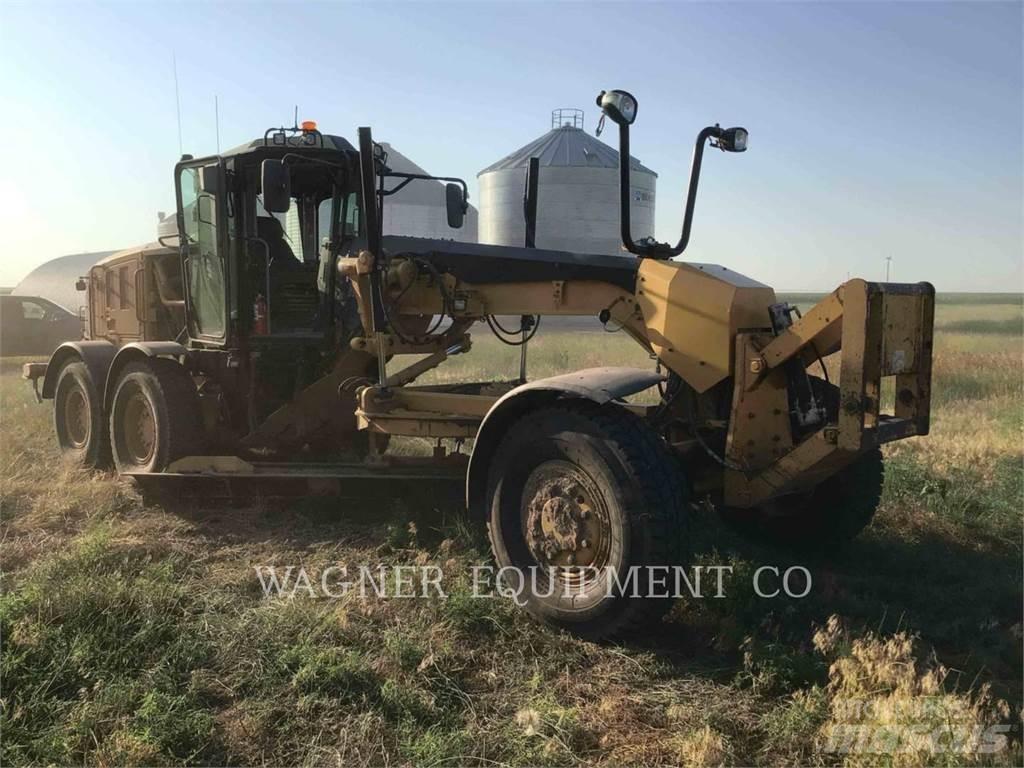 CAT 140M2 AWD Grejderi