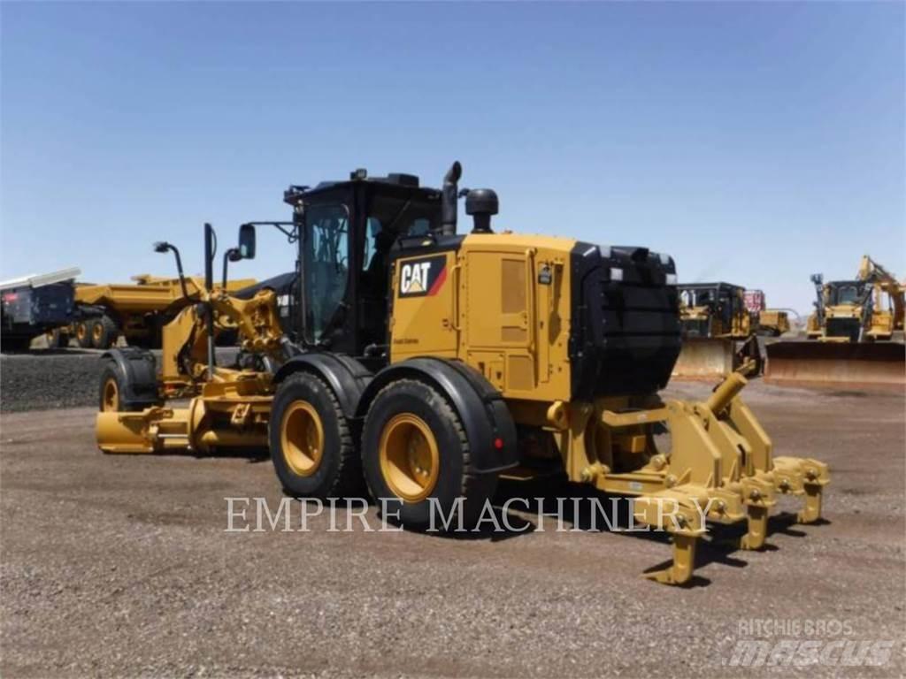 CAT 140M3 AWD Grejderi