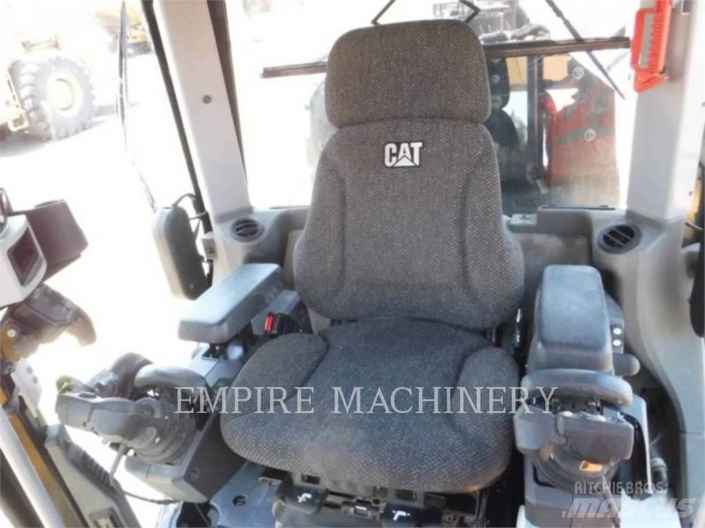 CAT 140M3 AWD Grejderi