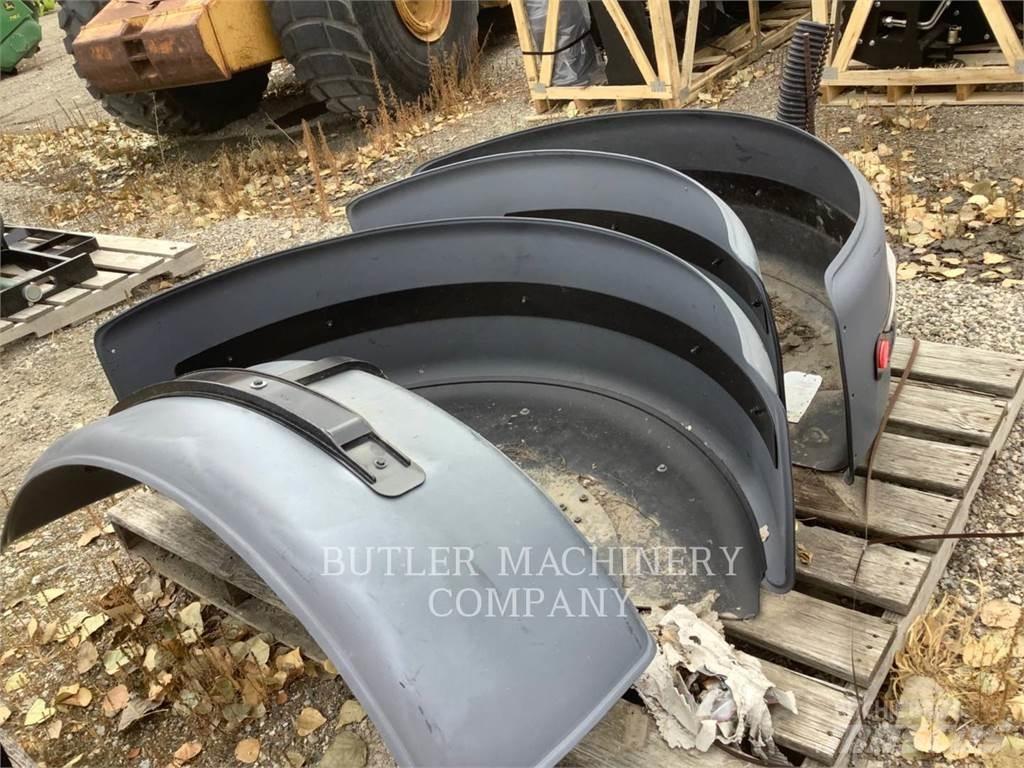 CAT 140M3REARFENDER Ostalo