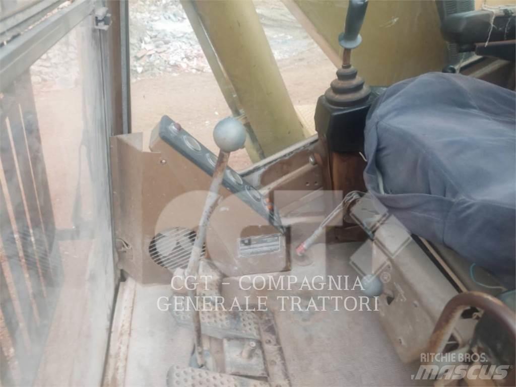 CAT 219 Bageri gusjeničari