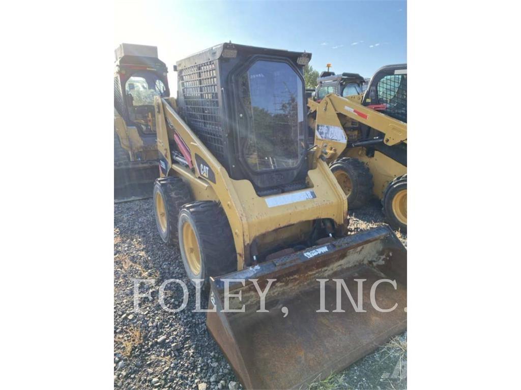 CAT 226B3 Skid steer mini utovarivači