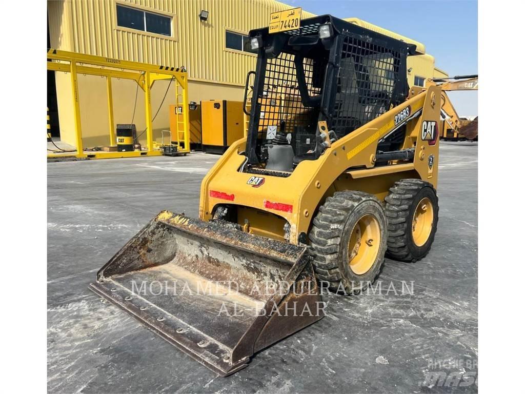 CAT 226B3LRC Skid steer mini utovarivači