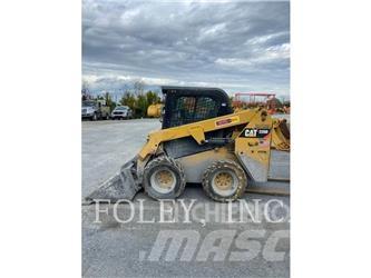 CAT 226D Skid steer mini utovarivači