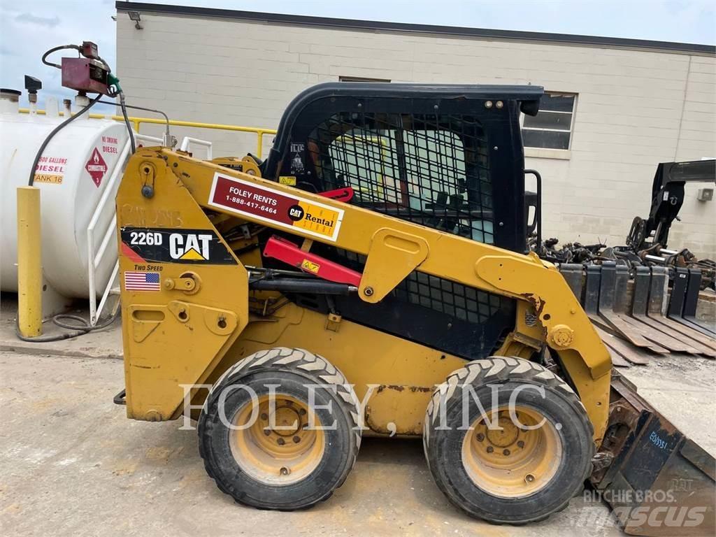 CAT 226D Skid steer mini utovarivači