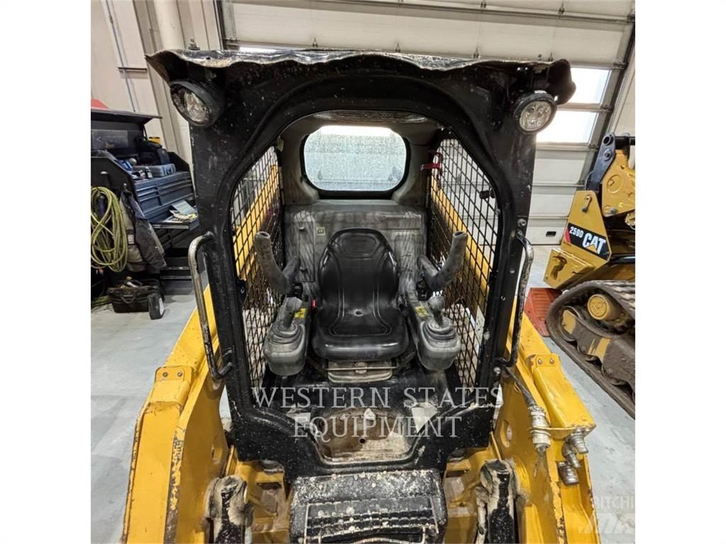 CAT 226D Skid steer mini utovarivači