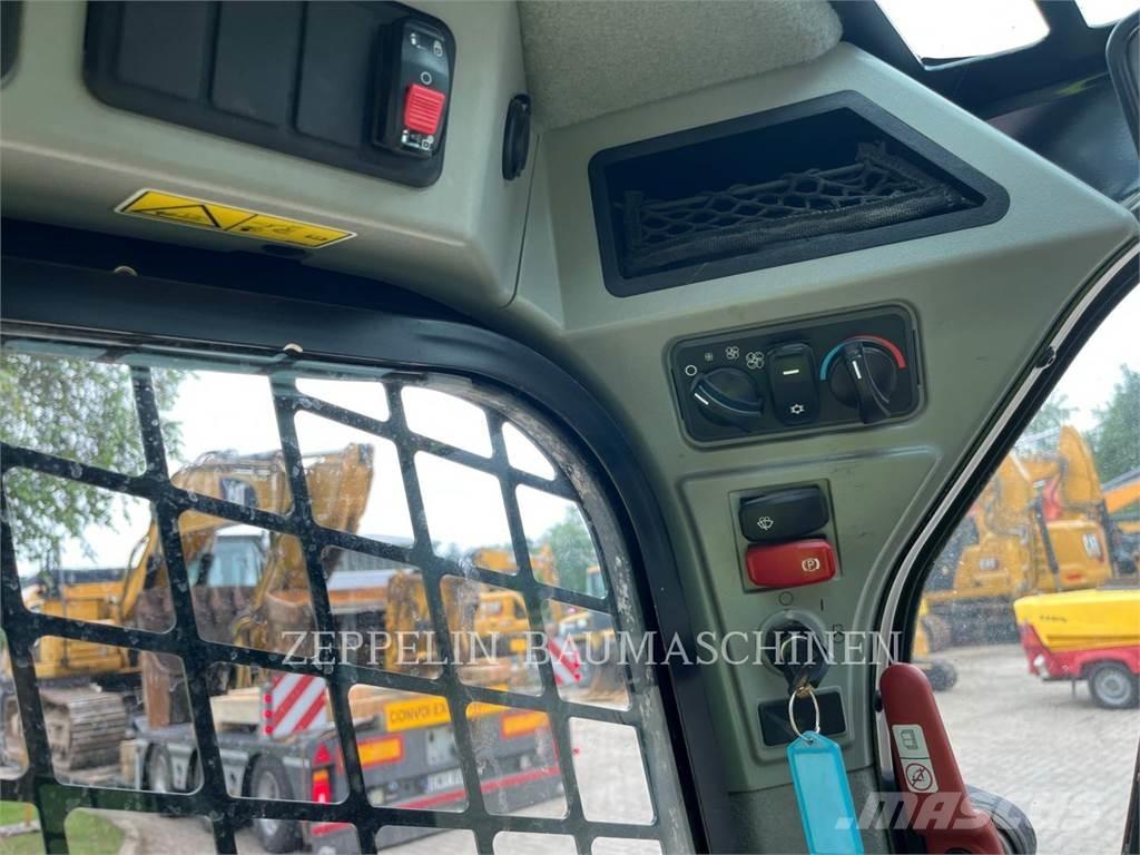 CAT 226D Skid steer mini utovarivači