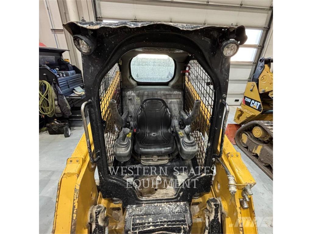 CAT 226D Skid steer mini utovarivači