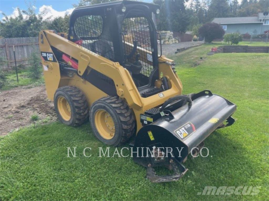 CAT 226D Skid steer mini utovarivači