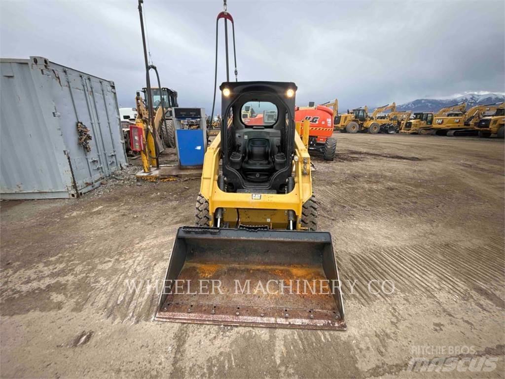 CAT 226D C1-H2 Skid steer mini utovarivači