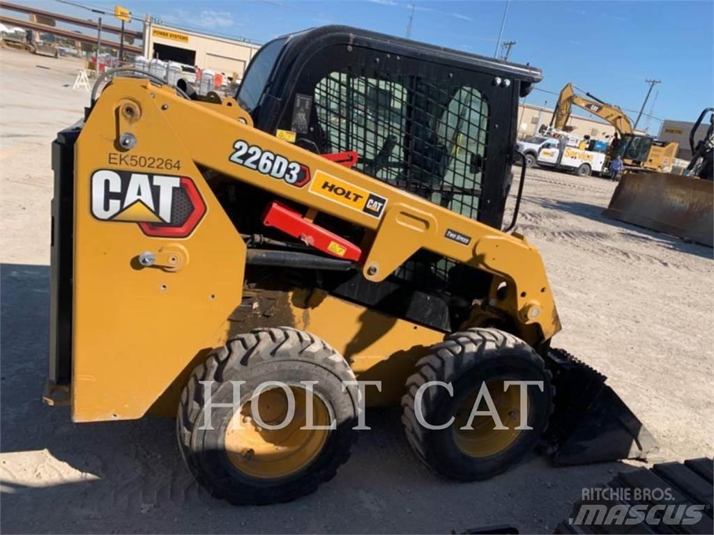 CAT 226D CAB Skid steer mini utovarivači