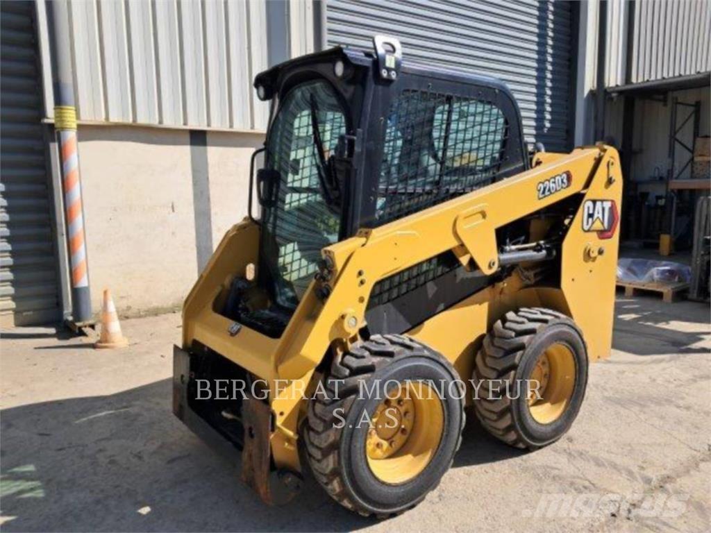 CAT 226D3 Skid steer mini utovarivači