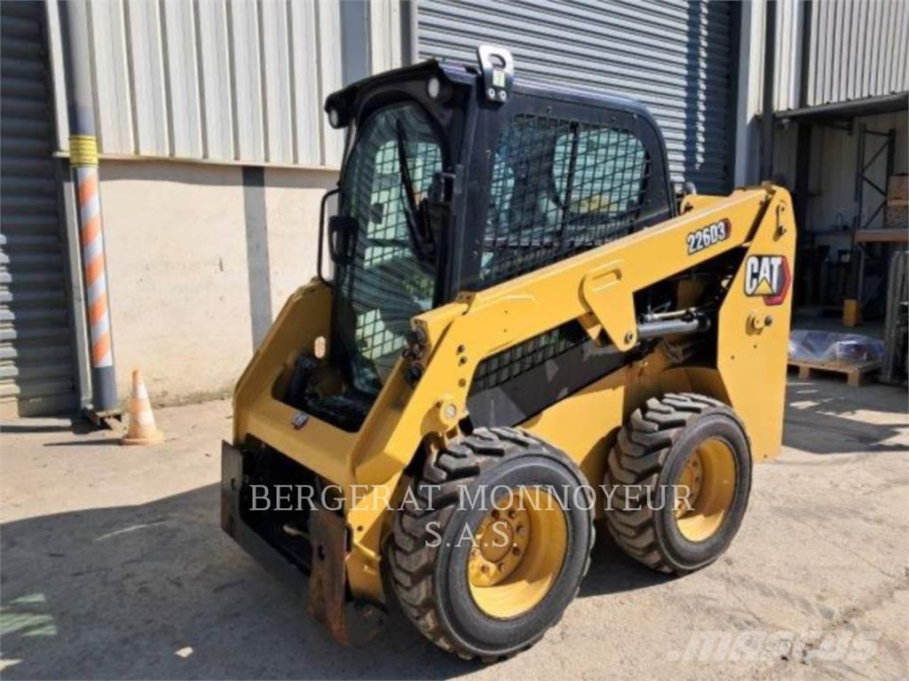 CAT 226D3 Skid steer mini utovarivači