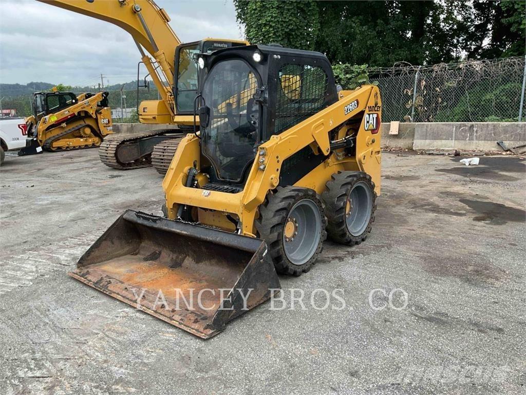 CAT 226D3 Skid steer mini utovarivači