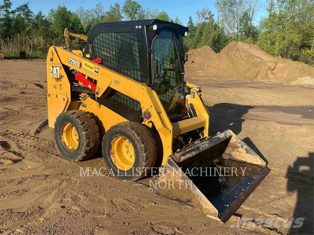 CAT 226D3 AQ Skid steer mini utovarivači