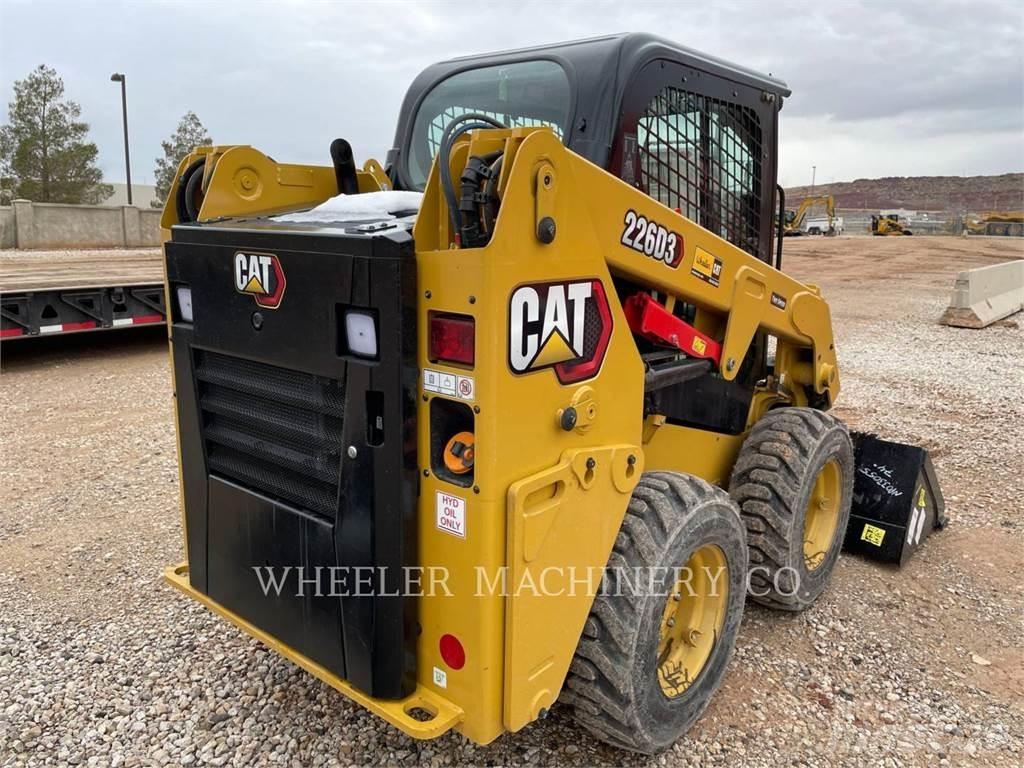 CAT 226D3 C3H2 Skid steer mini utovarivači
