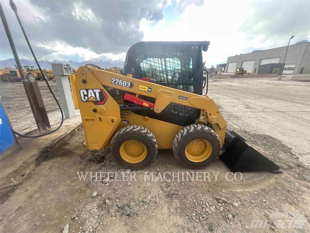 CAT 226D3 C3H2 Skid steer mini utovarivači