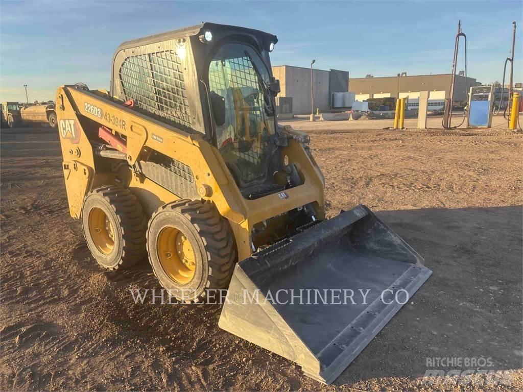 CAT 226D3 C3H2 Skid steer mini utovarivači