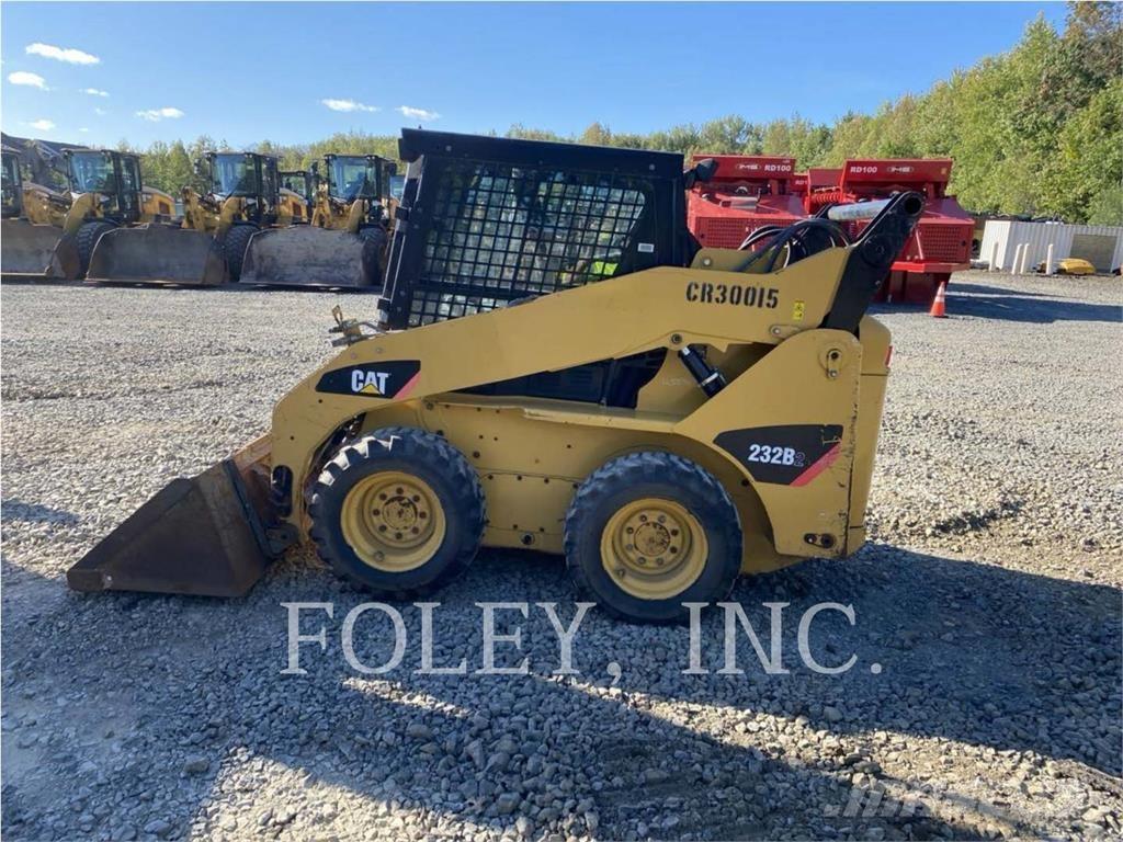CAT 232B2 Skid steer mini utovarivači