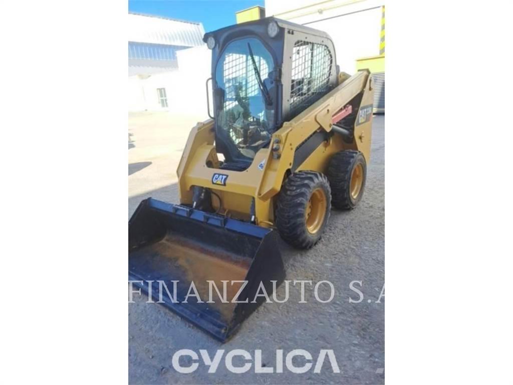 CAT 236D Skid steer mini utovarivači