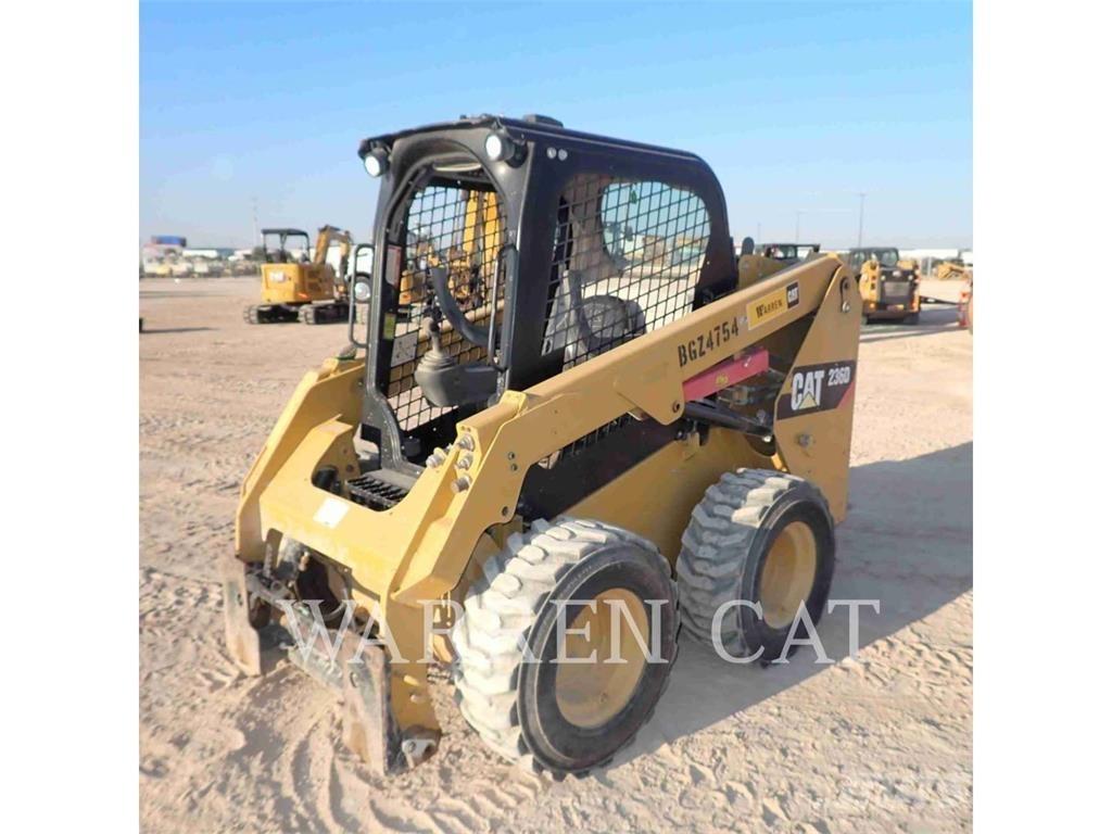 CAT 236D Skid steer mini utovarivači