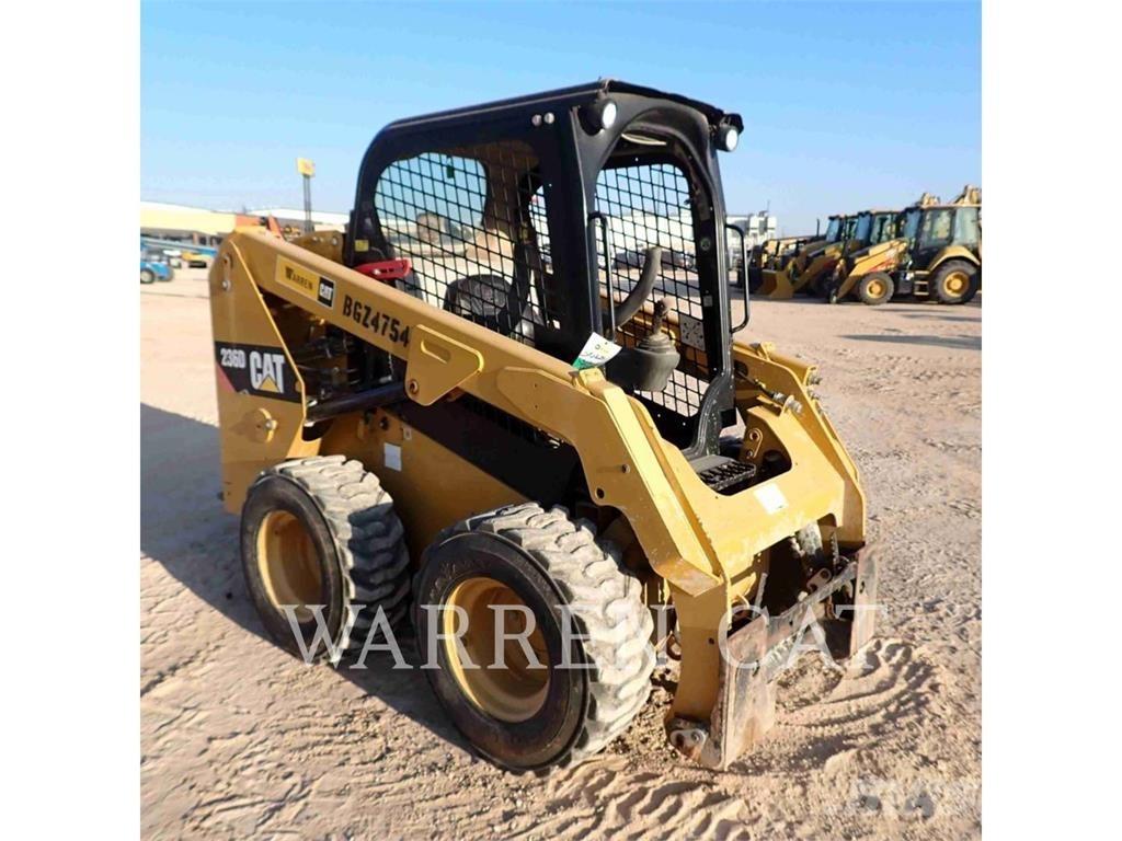 CAT 236D Skid steer mini utovarivači