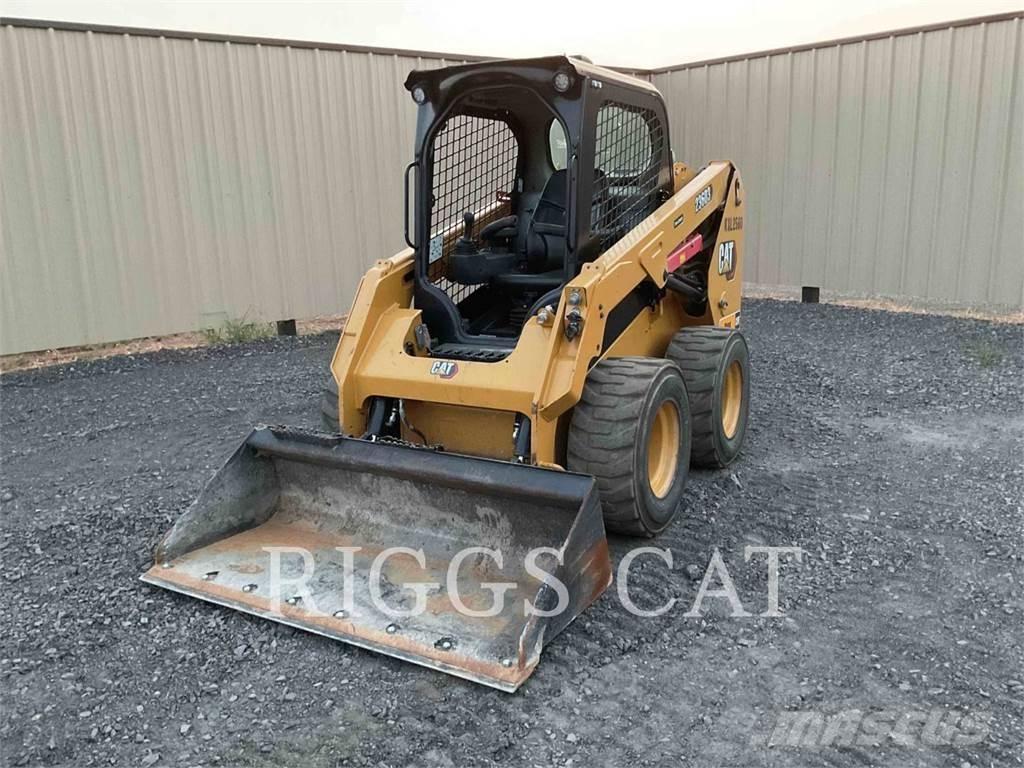 CAT 236D Skid steer mini utovarivači