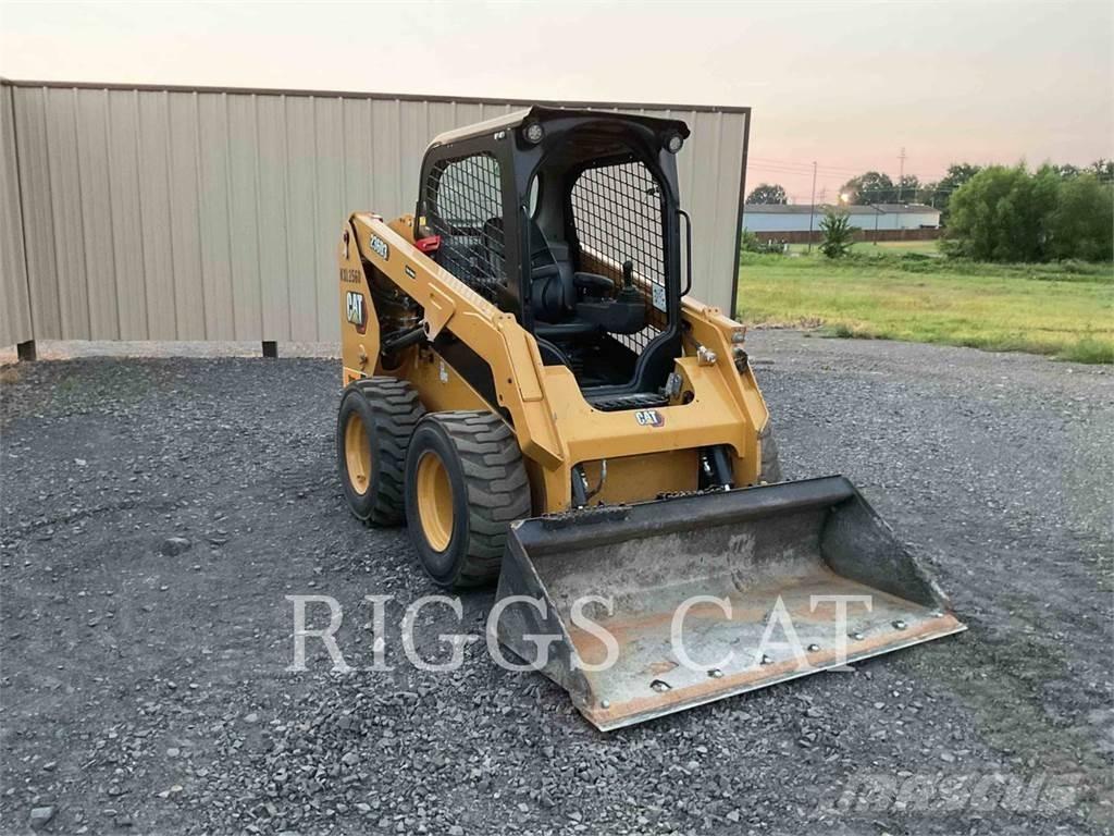 CAT 236D Skid steer mini utovarivači