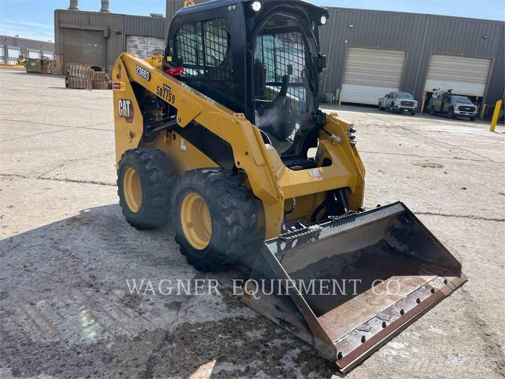 CAT 236D3 Skid steer mini utovarivači