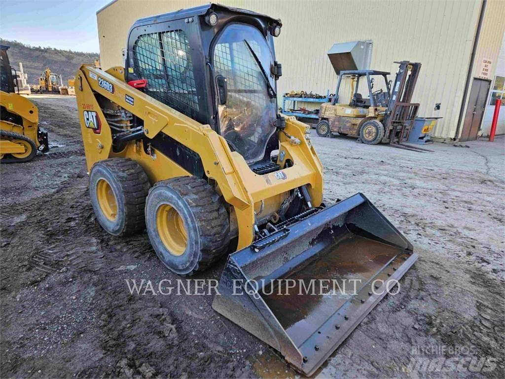 CAT 236D3 Skid steer mini utovarivači