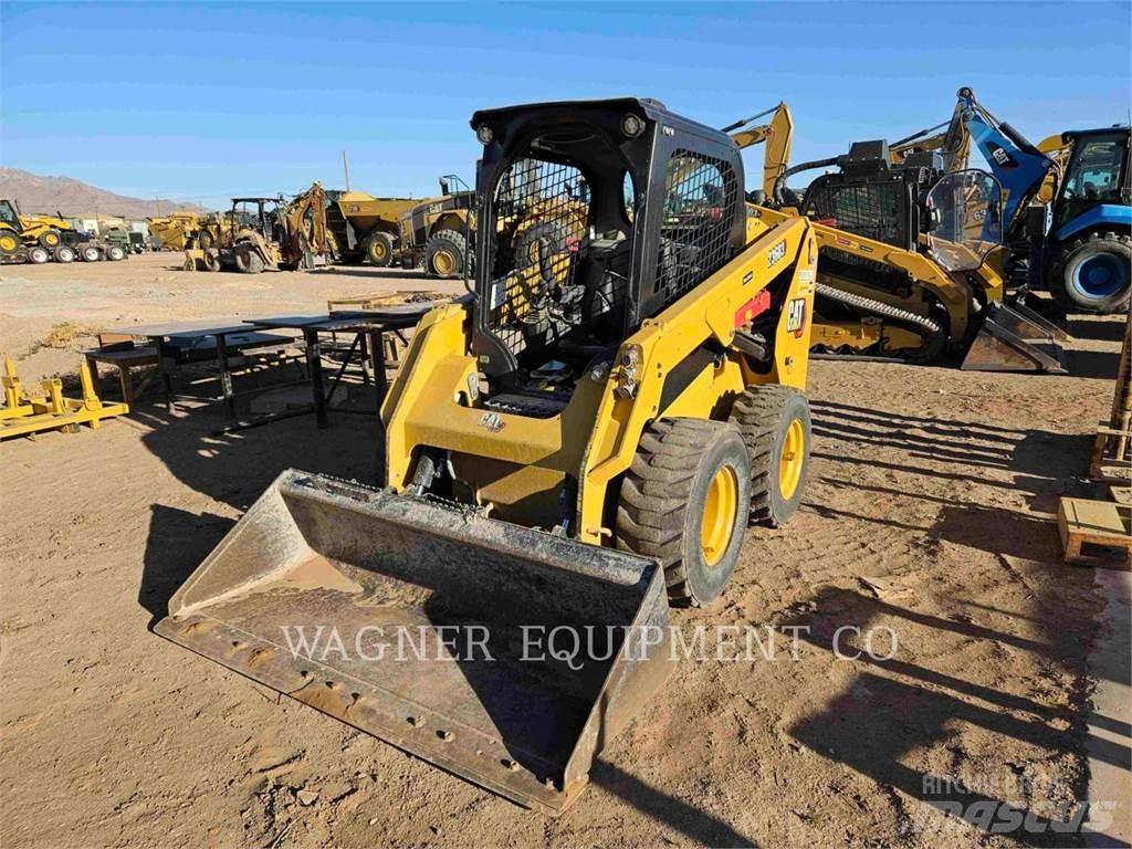 CAT 236D3 Skid steer mini utovarivači