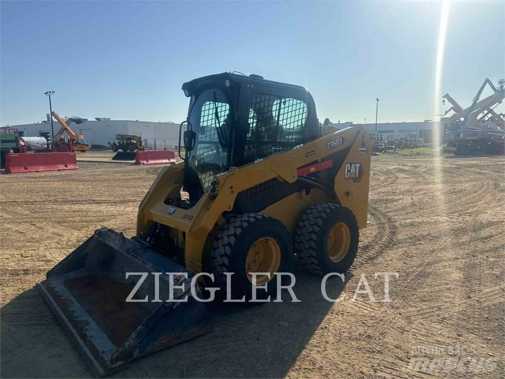 CAT 236D3 Skid steer mini utovarivači