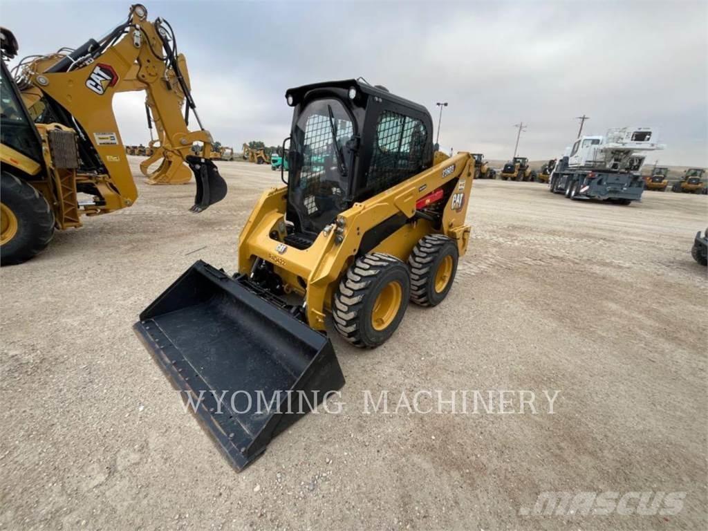 CAT 236D3 Skid steer mini utovarivači