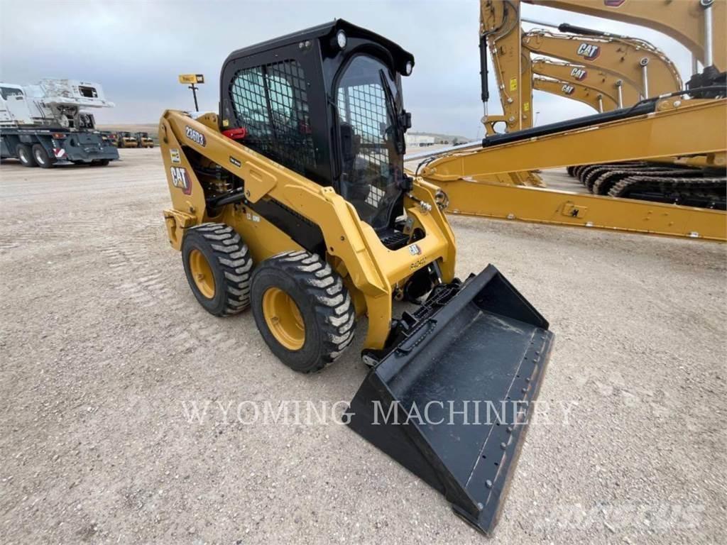 CAT 236D3 Skid steer mini utovarivači