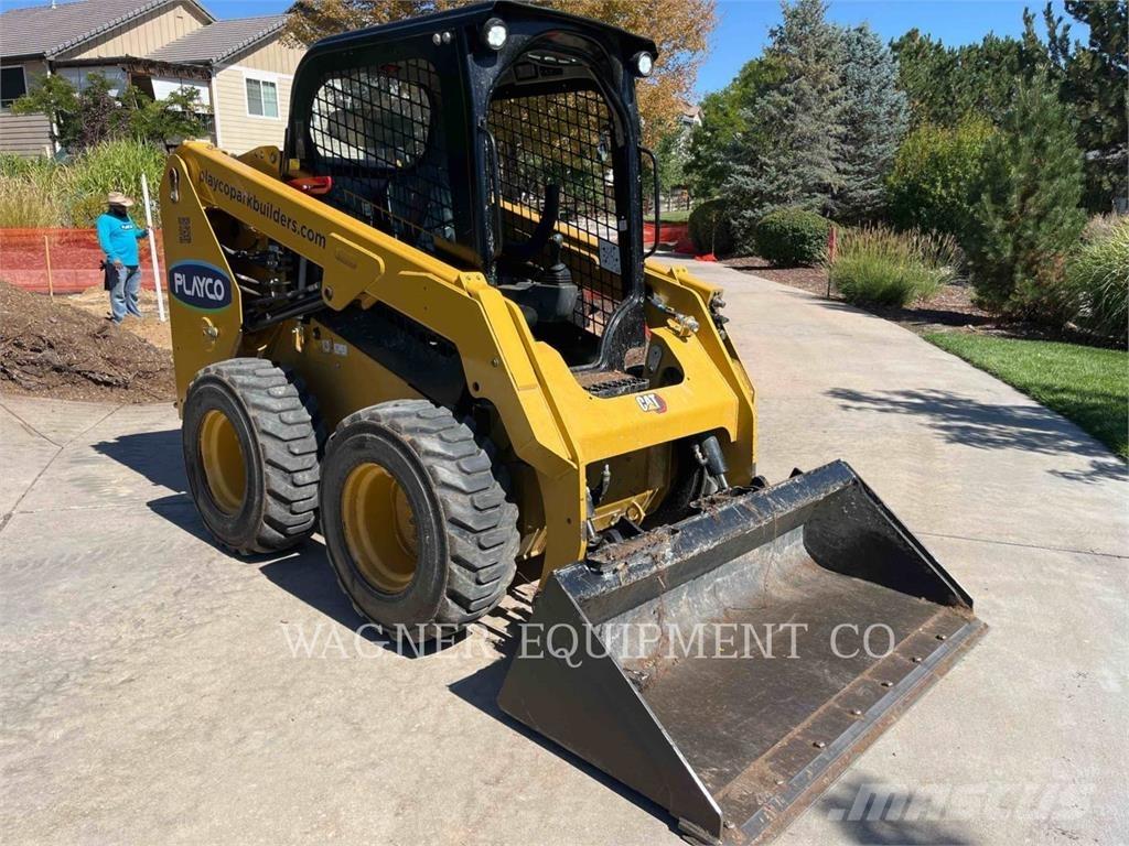 CAT 236D3 Skid steer mini utovarivači