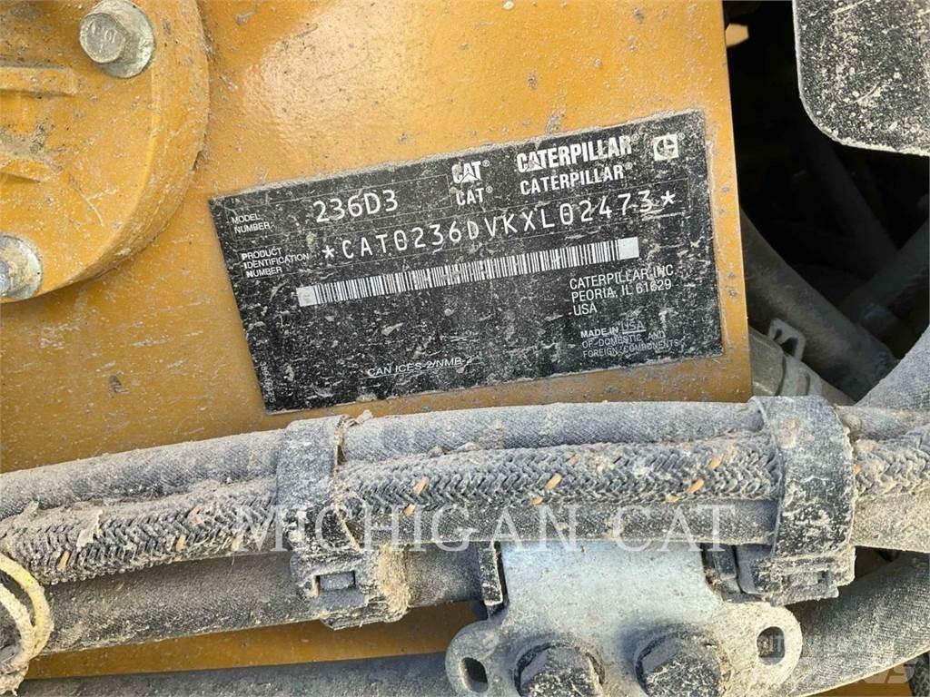 CAT 236D3 AQ Skid steer mini utovarivači