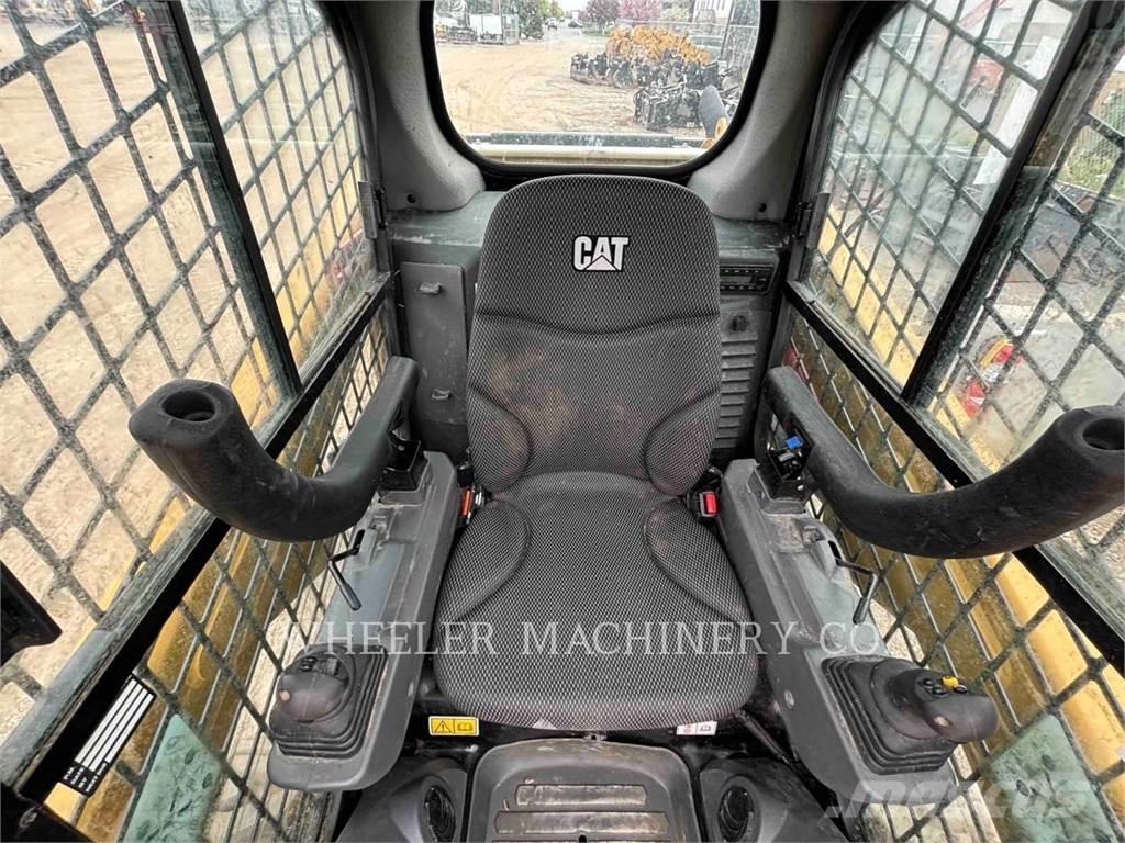 CAT 236D3 C3H2 Skid steer mini utovarivači