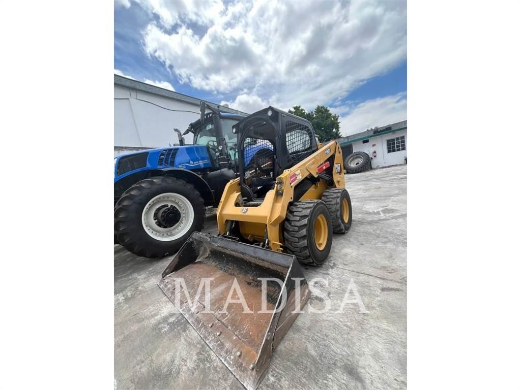 CAT 236D3LRC Skid steer mini utovarivači