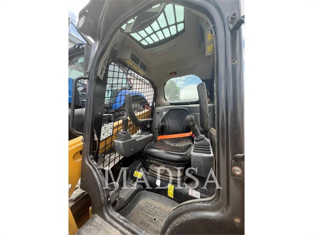 CAT 236D3LRC Skid steer mini utovarivači