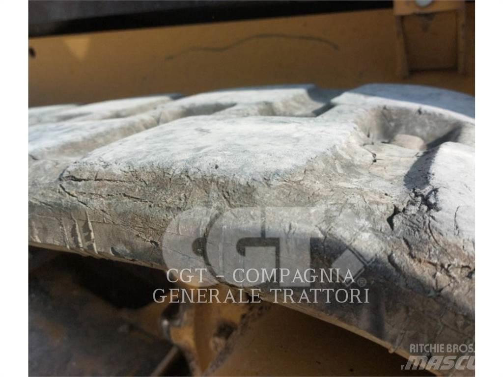 CAT 239D Utovarivači gusjeničari