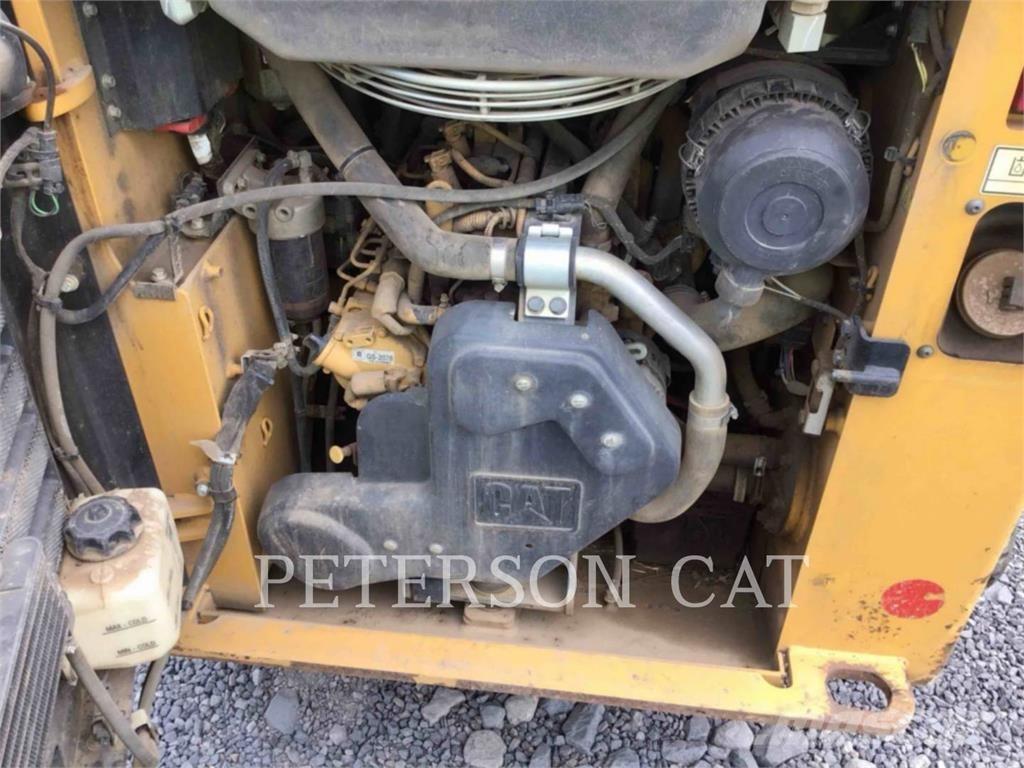 CAT 239D Utovarivači gusjeničari
