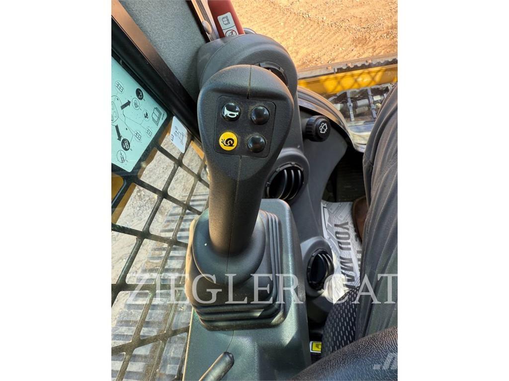 CAT 239D3 Utovarivači gusjeničari