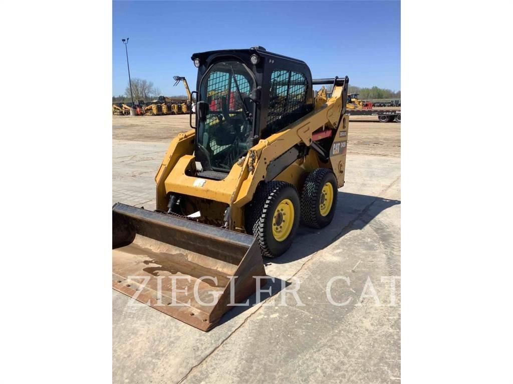 CAT 242D Skid steer mini utovarivači